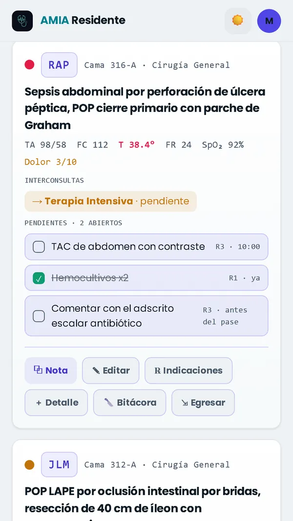 Tarjeta de un paciente del censo: signos vitales, interconsultas y pendientes con su responsable.